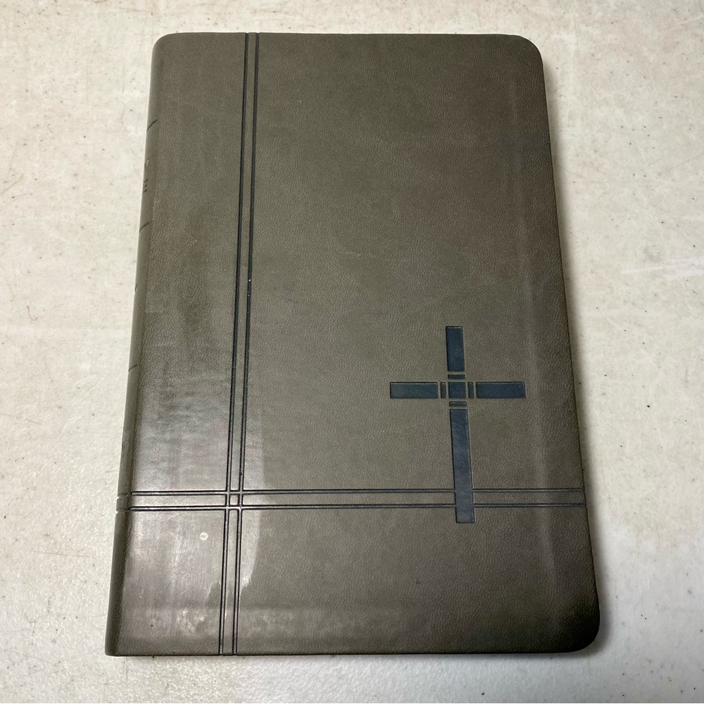 KJV Deluxe Gift & Award Bible (Gray) (King James Bible) Red Letter by Barbour